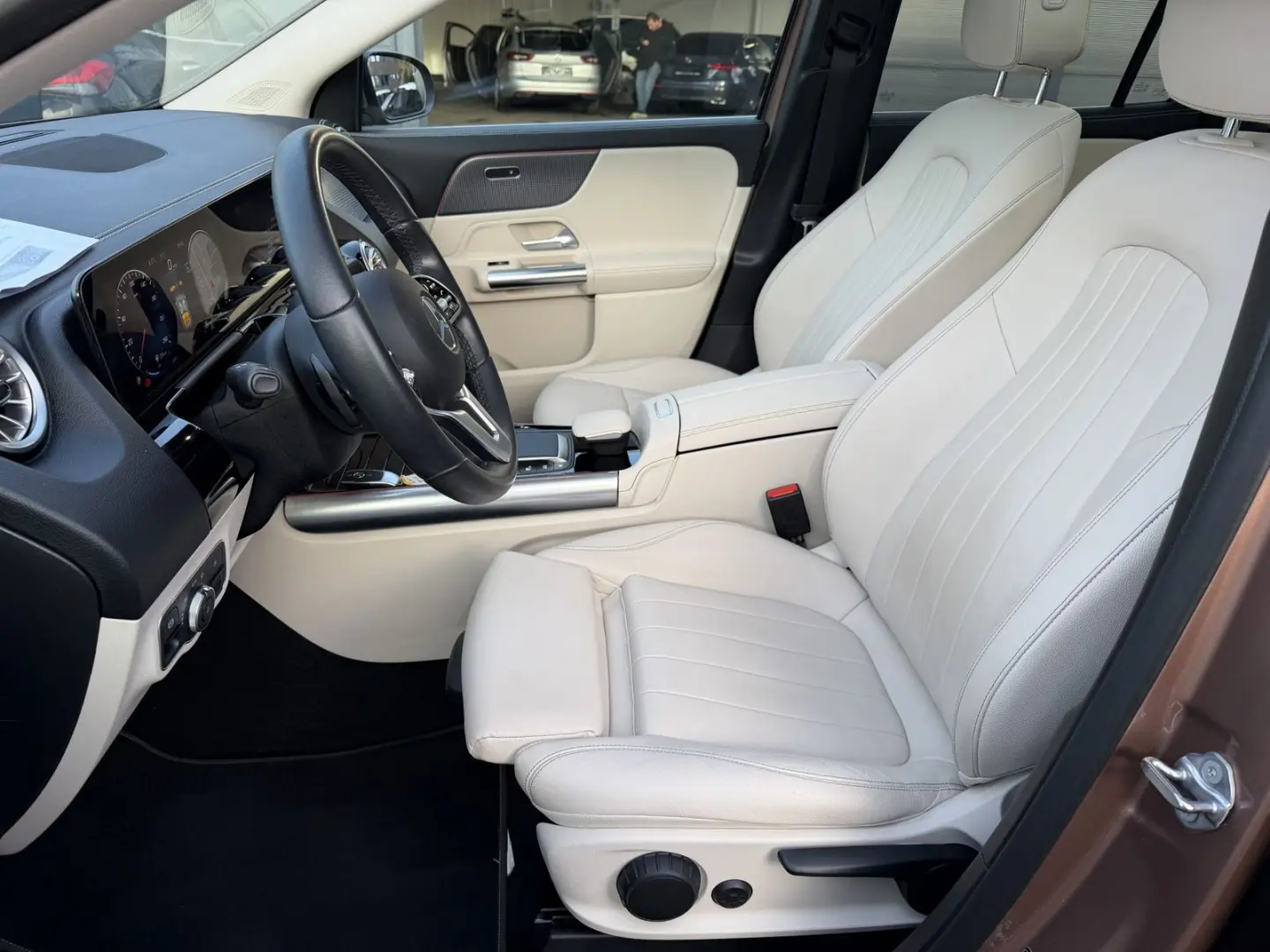 GLA 220 d 4M 8G-DCT  HUD 360 K DTR Q MultiBeam