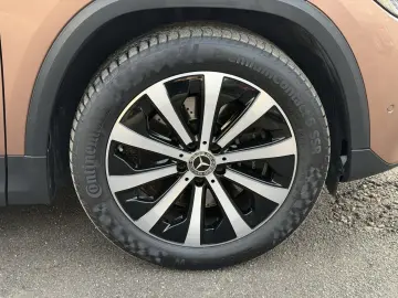 GLA 220 d 4M 8G-DCT  HUD 360 K DTR Q MultiBeam