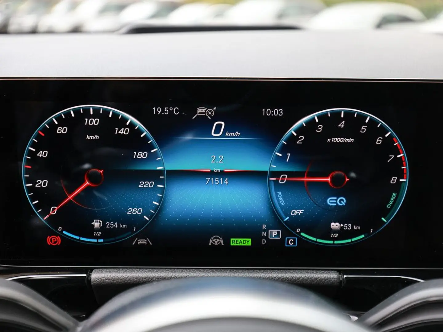 GLA 250 e AMG Sport AHK Distr. LED Pano HUD Navi