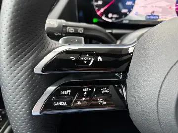 GLA 250 4M AMG Line Premium Night AHK Fahrerass