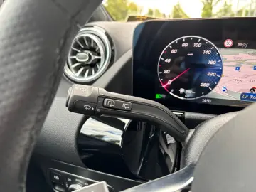 GLA 250 4M AMG Line Premium Night AHK Fahrerass