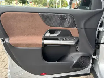 GLA 250 4M AMG Line Premium Night AHK Fahrerass