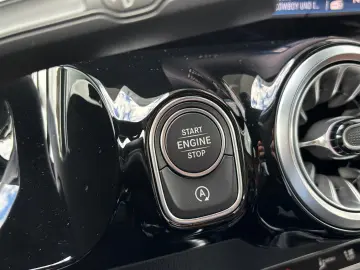 GLA 250 4M AMG Line Premium Night AHK Fahrerass