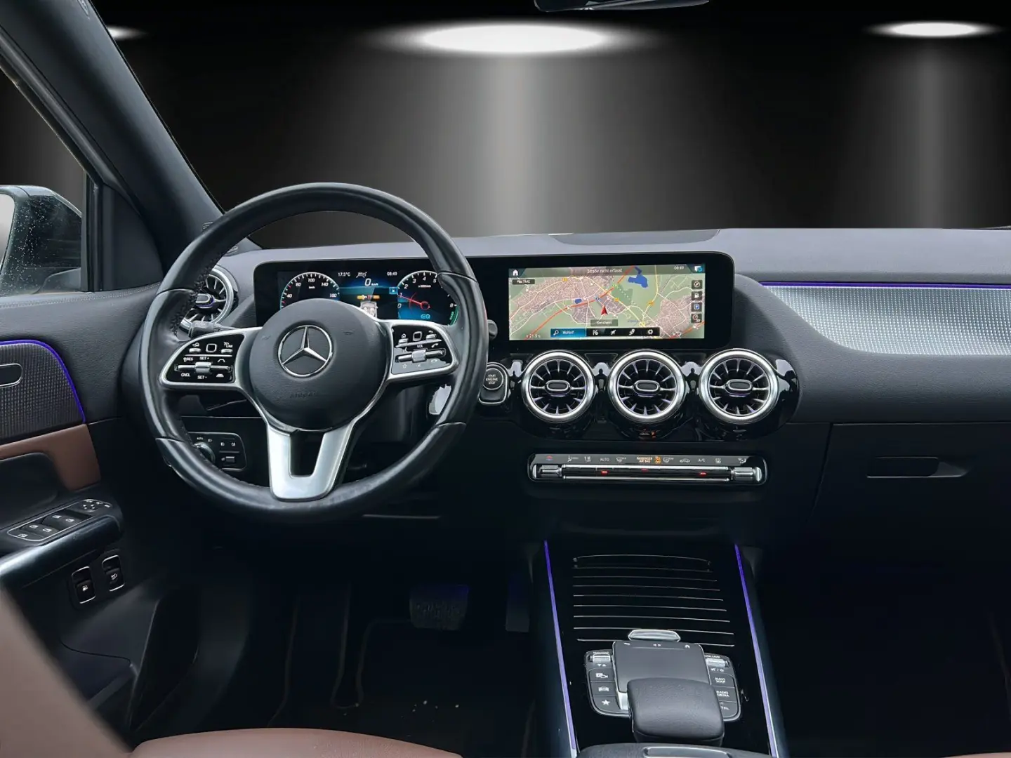 GLA250e Night DISTR Pano AHK KeyGo LED 22kw Hifi