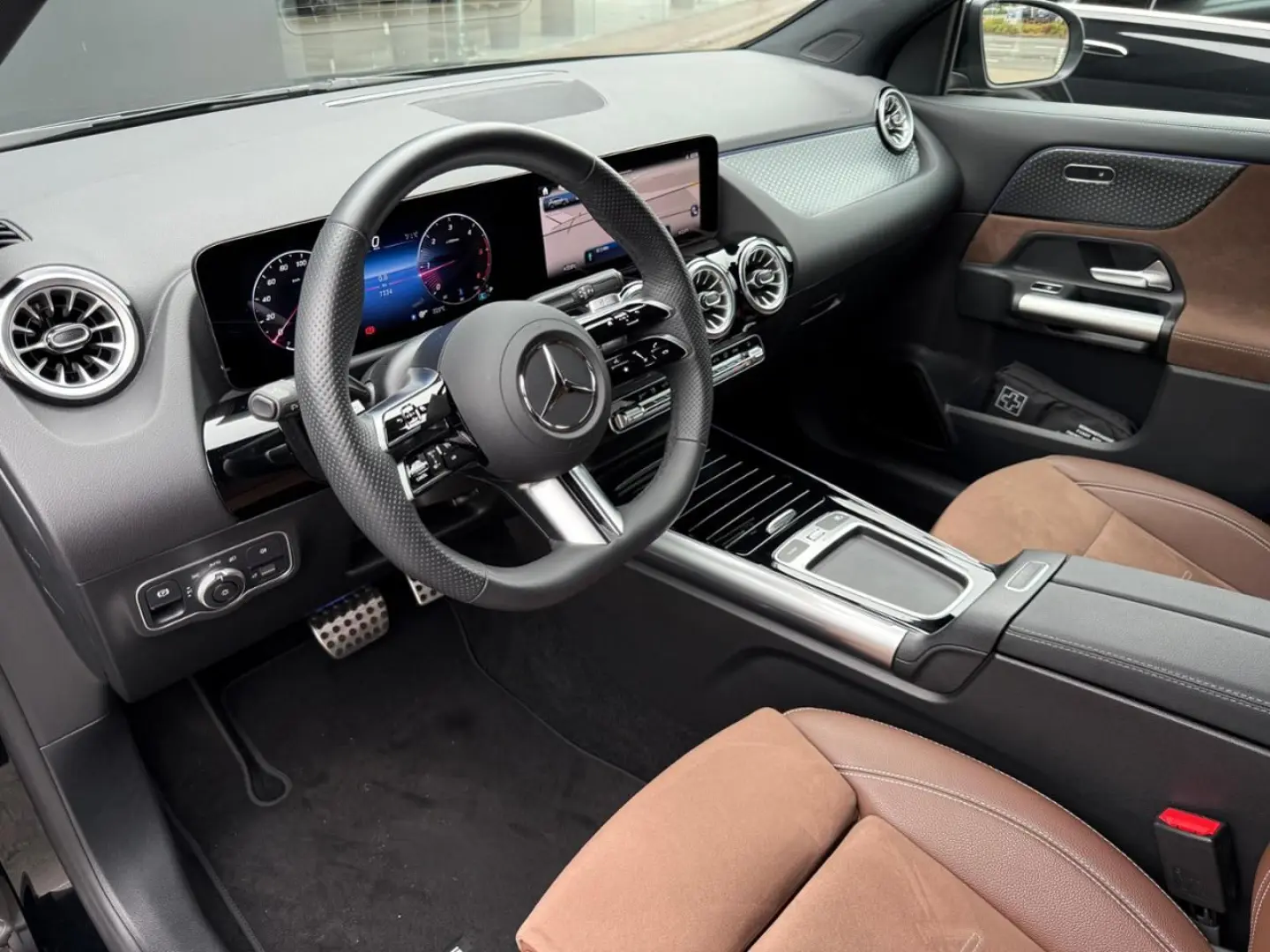 GLA 220 d 4M AMG Premium Night Multibeam 360