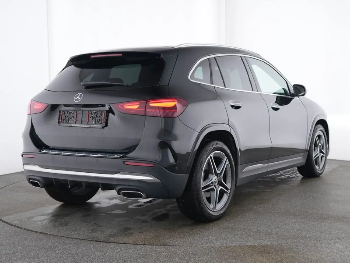 GLA 200 AMG Premium Totw Keyless AdvSound Kamera