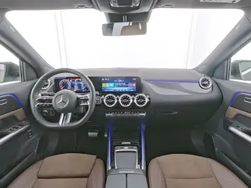 GLA 200 AMG Premium Totw Keyless AdvSound Kamera