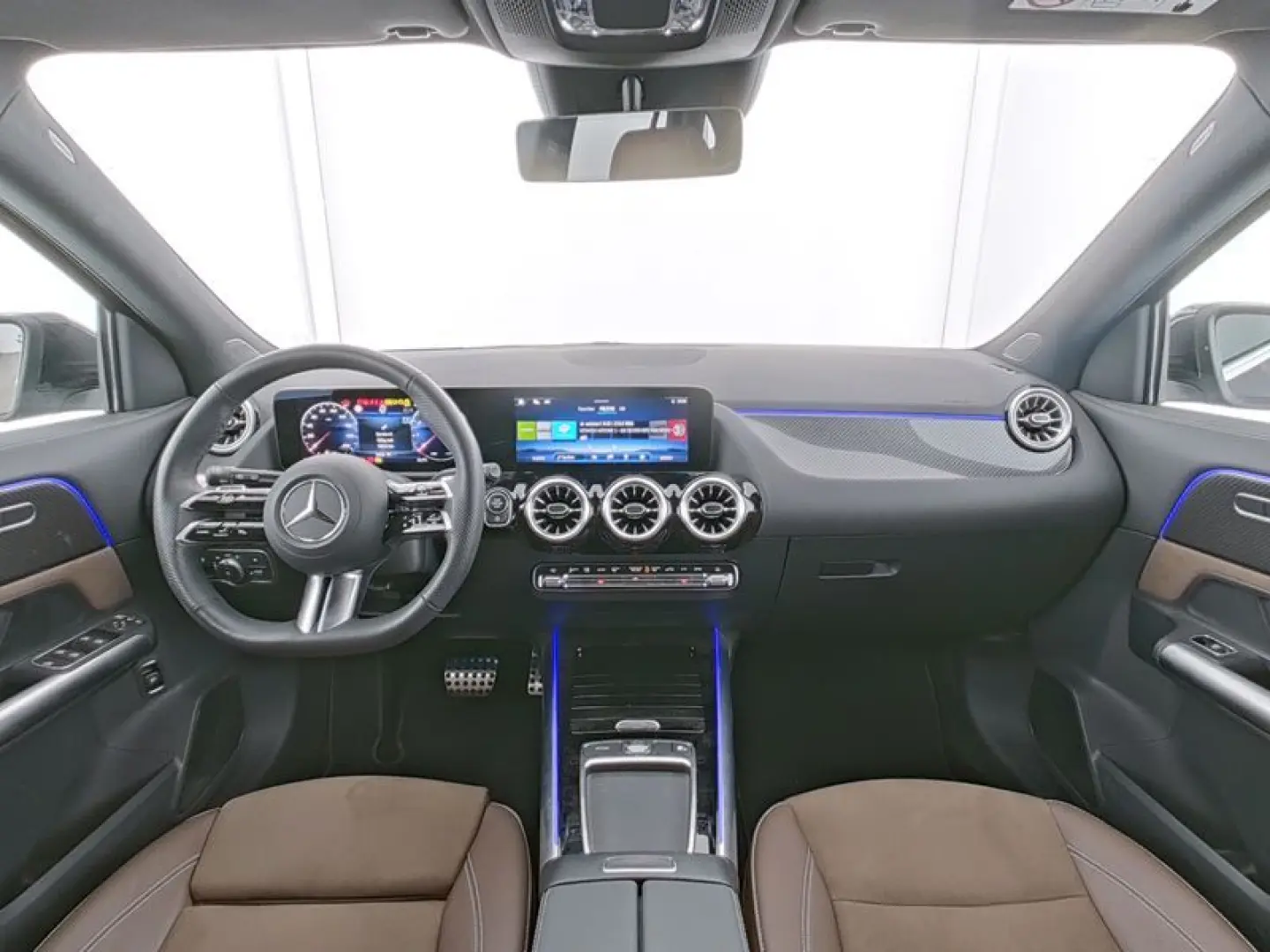 GLA 200 AMG Premium Totw Keyless AdvSound Kamera