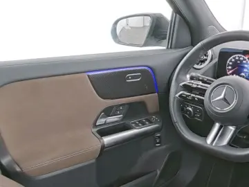 GLA 200 AMG Premium Totw Keyless AdvSound Kamera