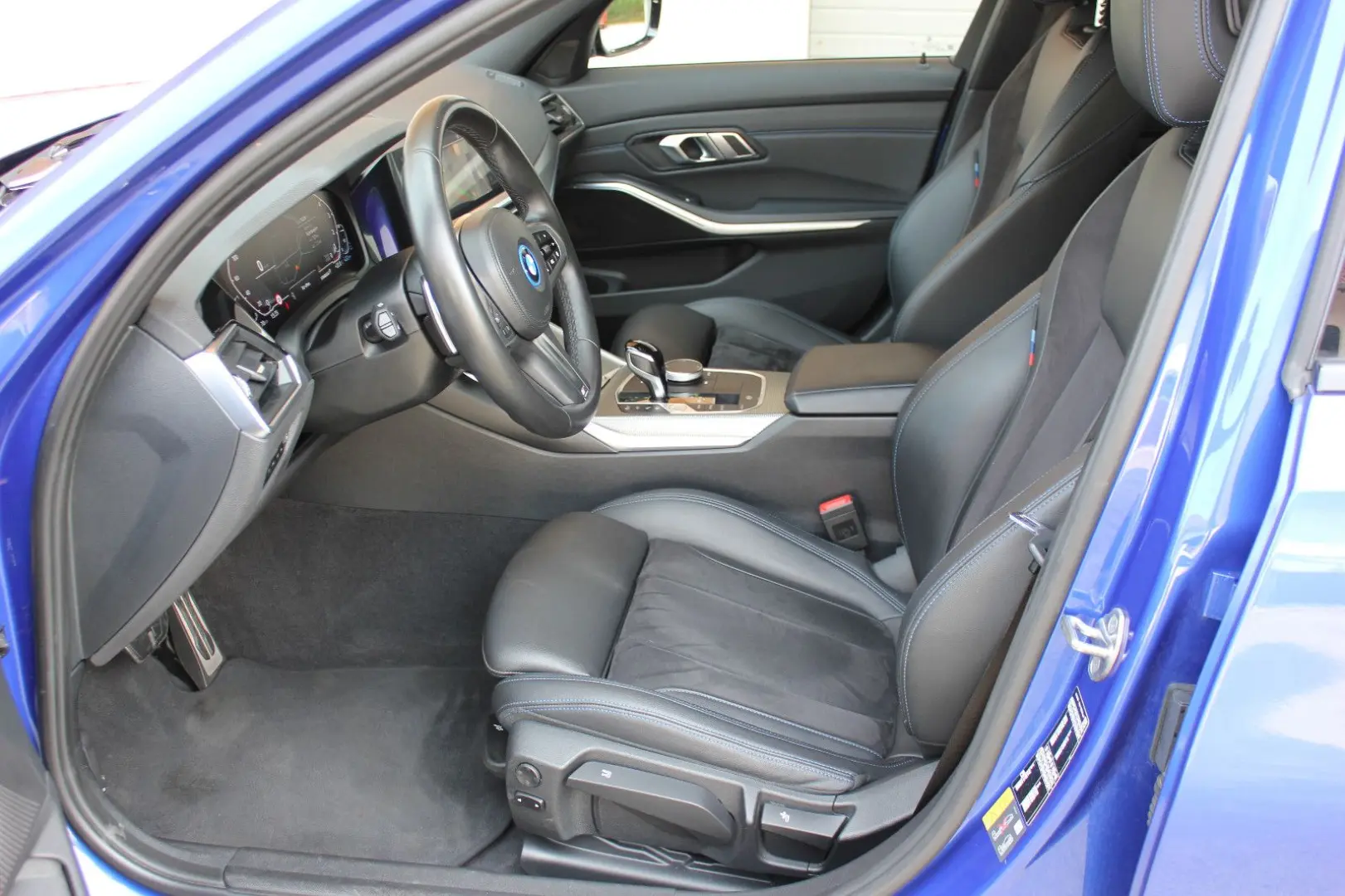 330e M Sport Aut. Kamera HeadUp Laser 1.Hand