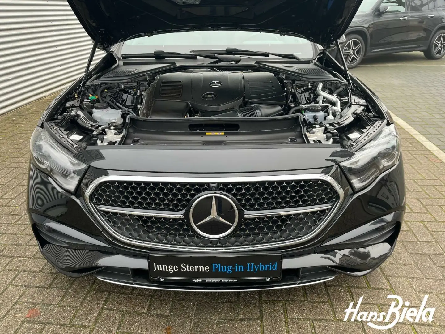 E 300 e 4M AMG Prem  20  Pano Bur Dig.Li AHK HUD