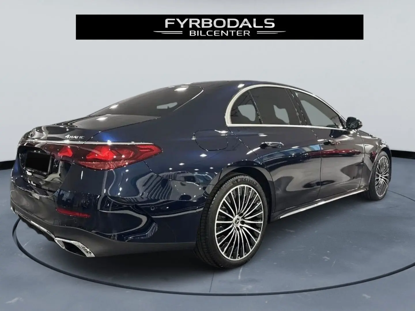 E 300 E 300e 4Matic AMG 313hp PANO Burmester VAT