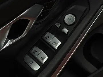 330e M Sport Akustik Laser DrProf. 360  H&K HuD