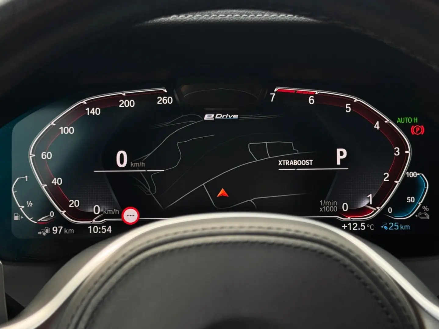 330e M Sport Akustik Laser DrProf. 360  H&K HuD