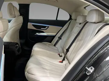 E 450 d 4M AVANTGARDE DISTR Superscreen Memo 360