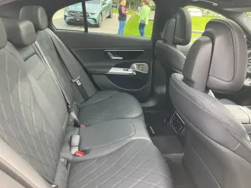 E 400 e 4Matic AMG Line MBUX CAM LEDER BURM 4D