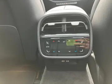 E 400 e 4Matic AMG Line MBUX CAM LEDER BURM 4D