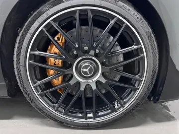 S 63 E Performance L  KERAMIK TV CARBON 4D