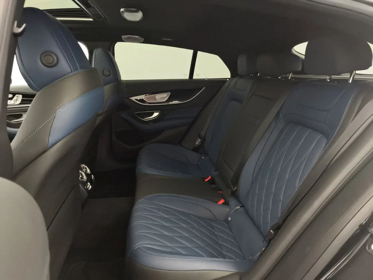 GT 53 4M  StHz PerfoAbgas Burmester3D AHK Memory