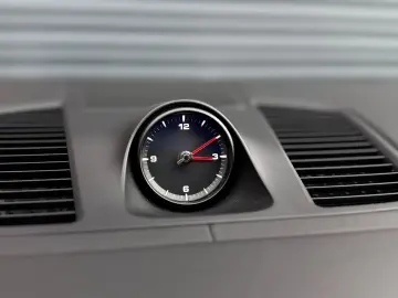 Porsche Cayenne Hybrid Platinum Edition