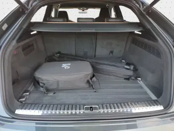 Q8 55 TFSI e quattro S line Navi Matrix Alu AHK