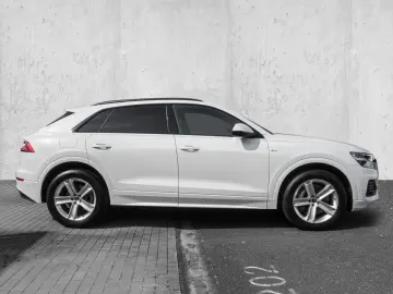 Q8 SUV 55 TFSI e quattro 280(381) tiptronic Virt