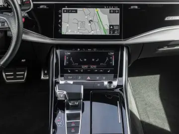 Q8 SUV 55 TFSI e quattro 280(381) tiptronic Virt