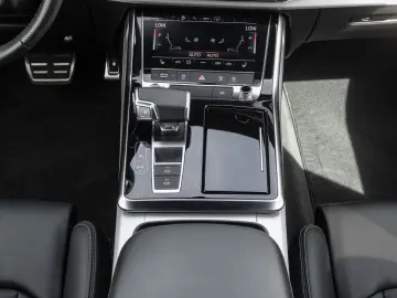 Q8 SUV 55 TFSI e quattro 280(381) tiptronic Virt