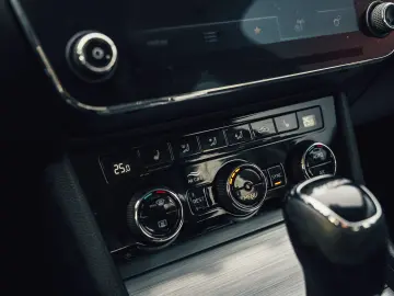 Skoda Superb 2.0 TDI DSG 150CP