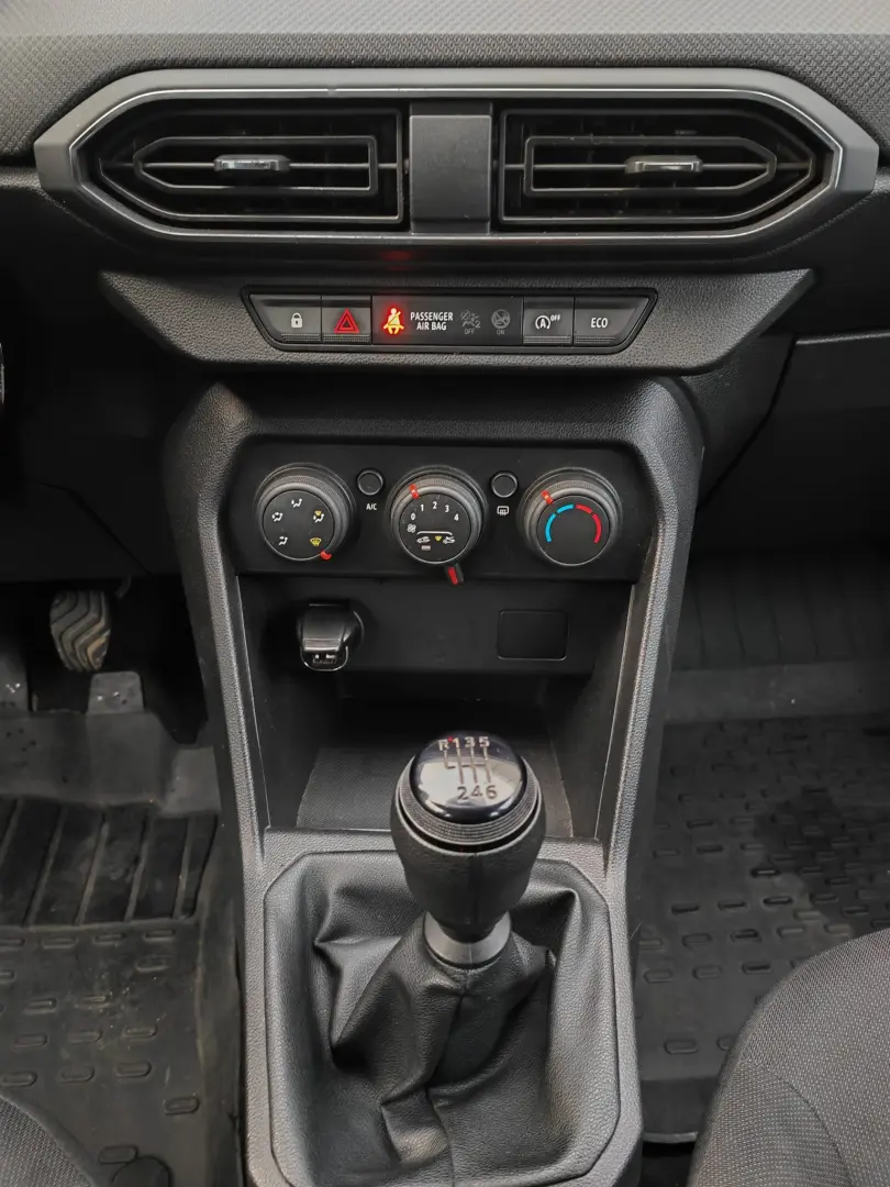 Dacia Logan Benzina   GPL 90CP