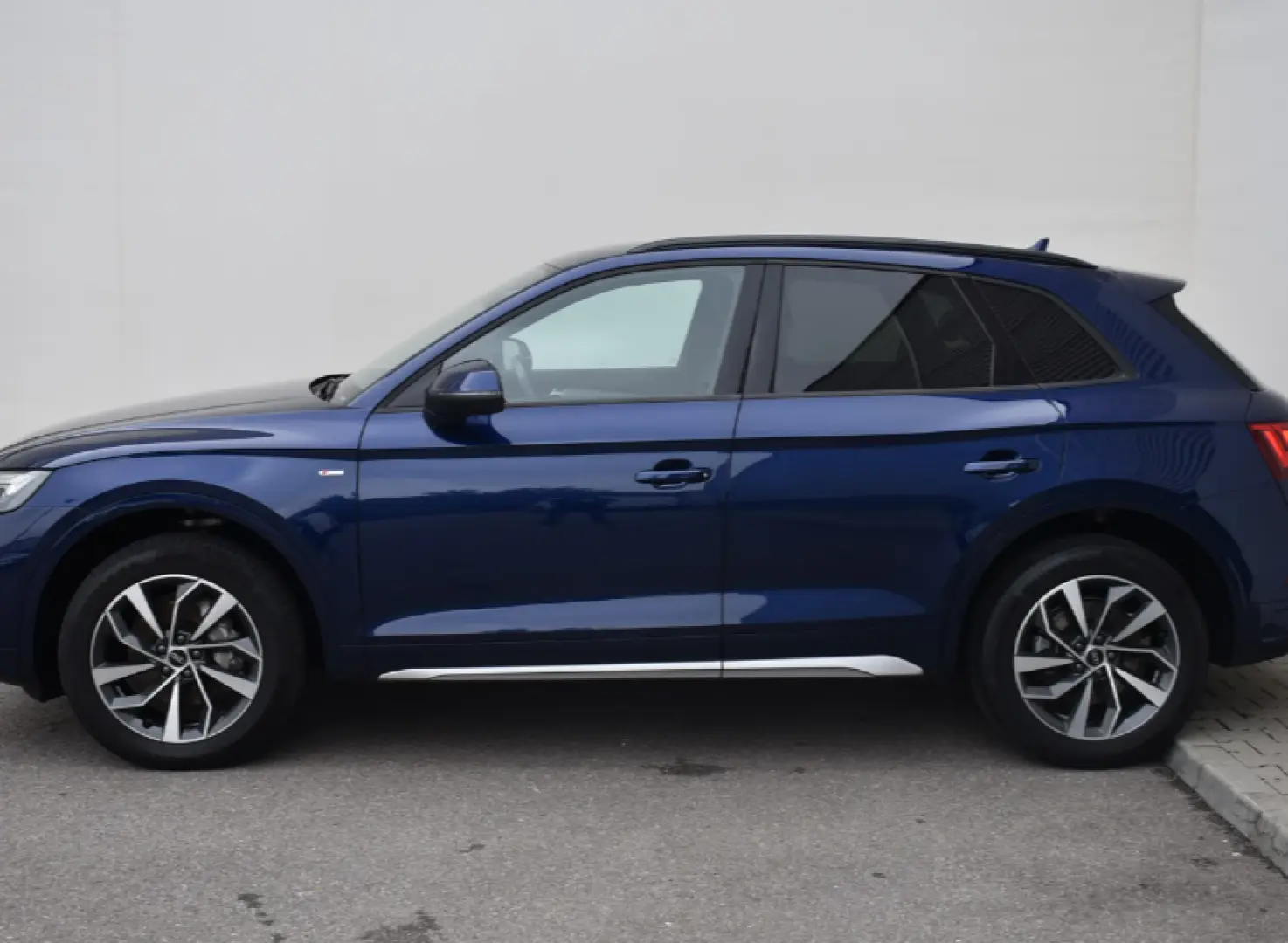 AUDI Q5 40 TDI quattro S line