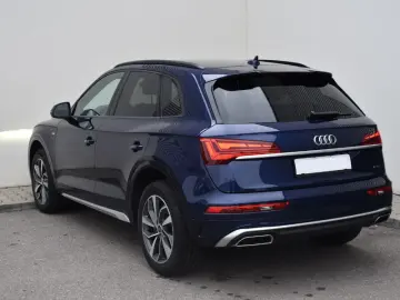 AUDI Q5 40 TDI quattro S line