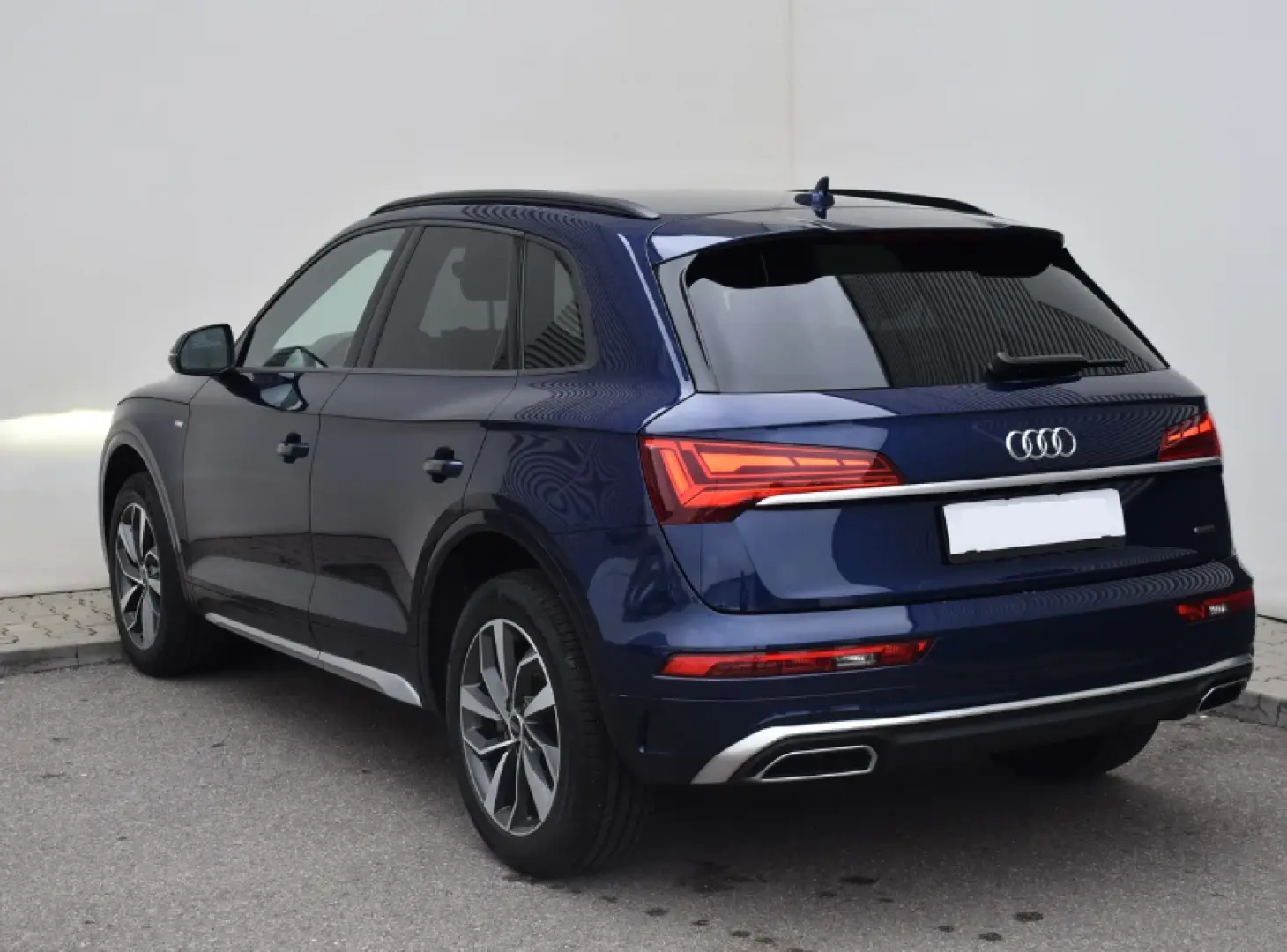 AUDI Q5 40 TDI quattro S line