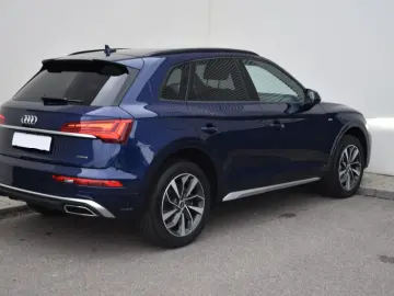 AUDI Q5 40 TDI quattro S line