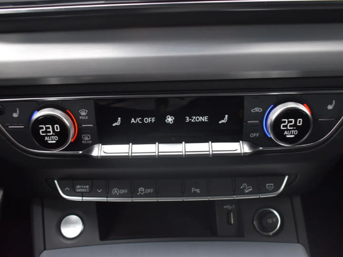 AUDI Q5 40 TDI quattro S line