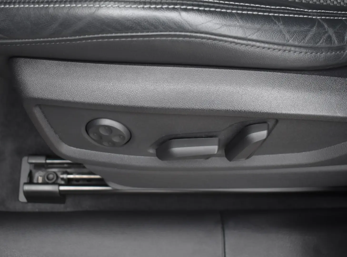 AUDI Q5 40 TDI quattro S line