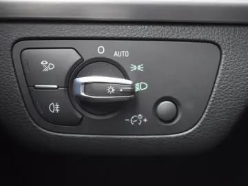 AUDI Q5 40 TDI quattro S line