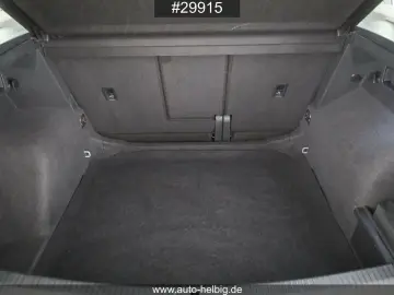 Tiguan 2.0 TDI Life #AHK#LED#ACC#Kamera#DSG#Navi