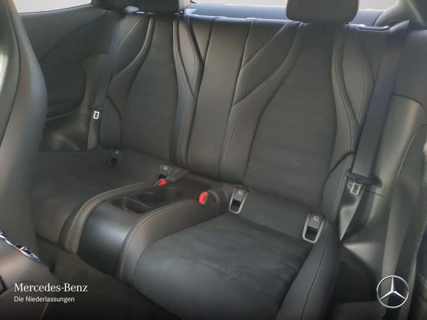 CLE 300 e Cp. AMG Adv.  PANO HUD DIGI MEMO KEY