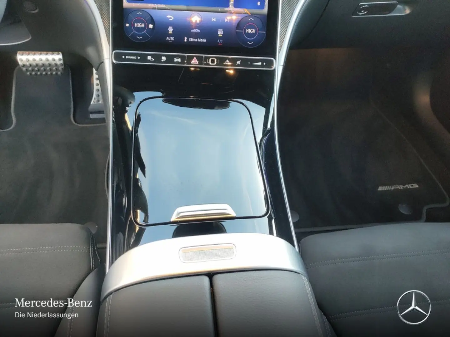 CLE 300 e Cp. AMG Adv.  PANO HUD DIGI MEMO KEY