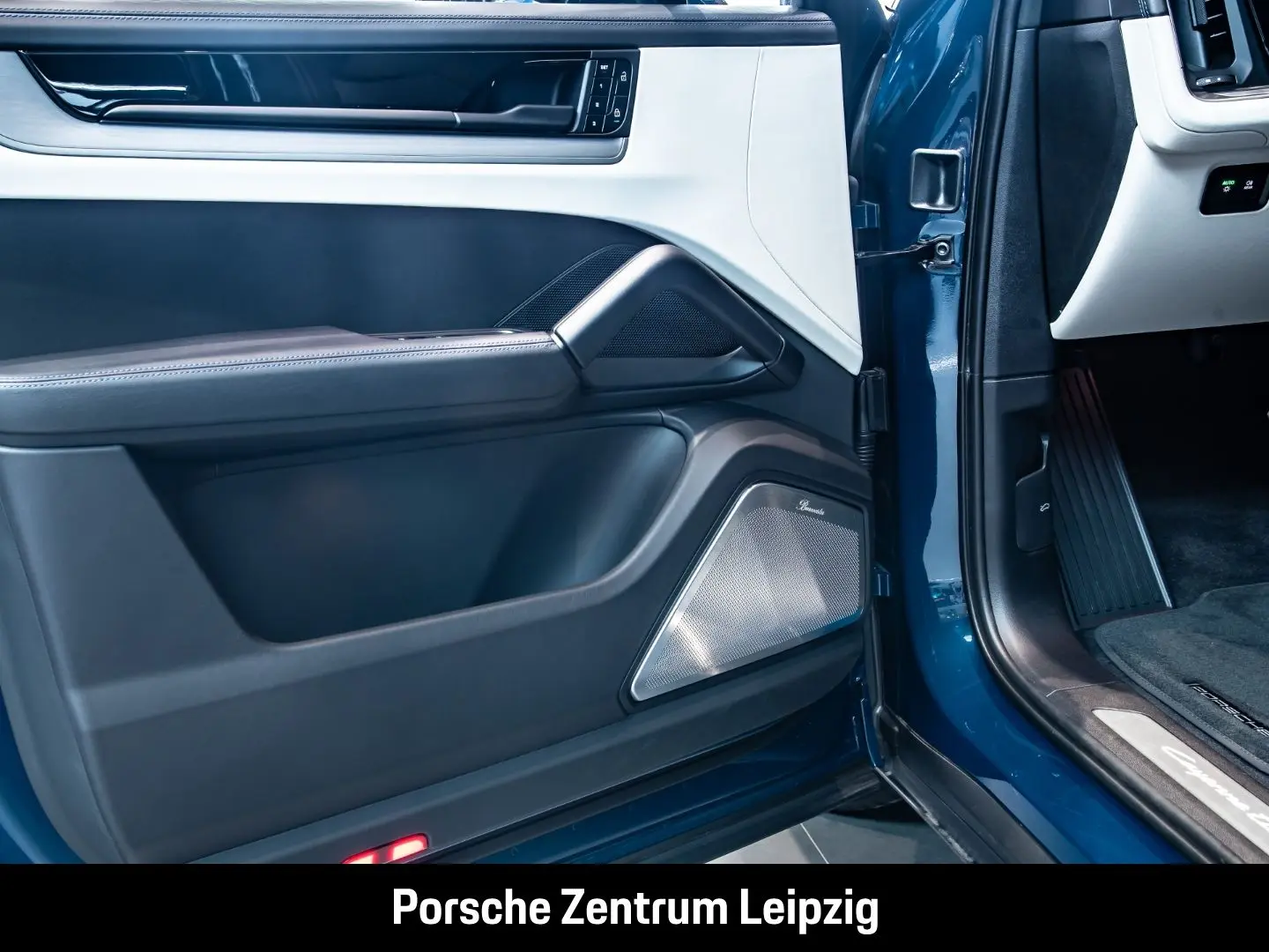 Porsche Cayenne Turbo E-Hybrid Coupe