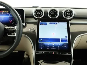 CLE 300 4M AMG Sport DIGITAL LIGHT Pano Leder be