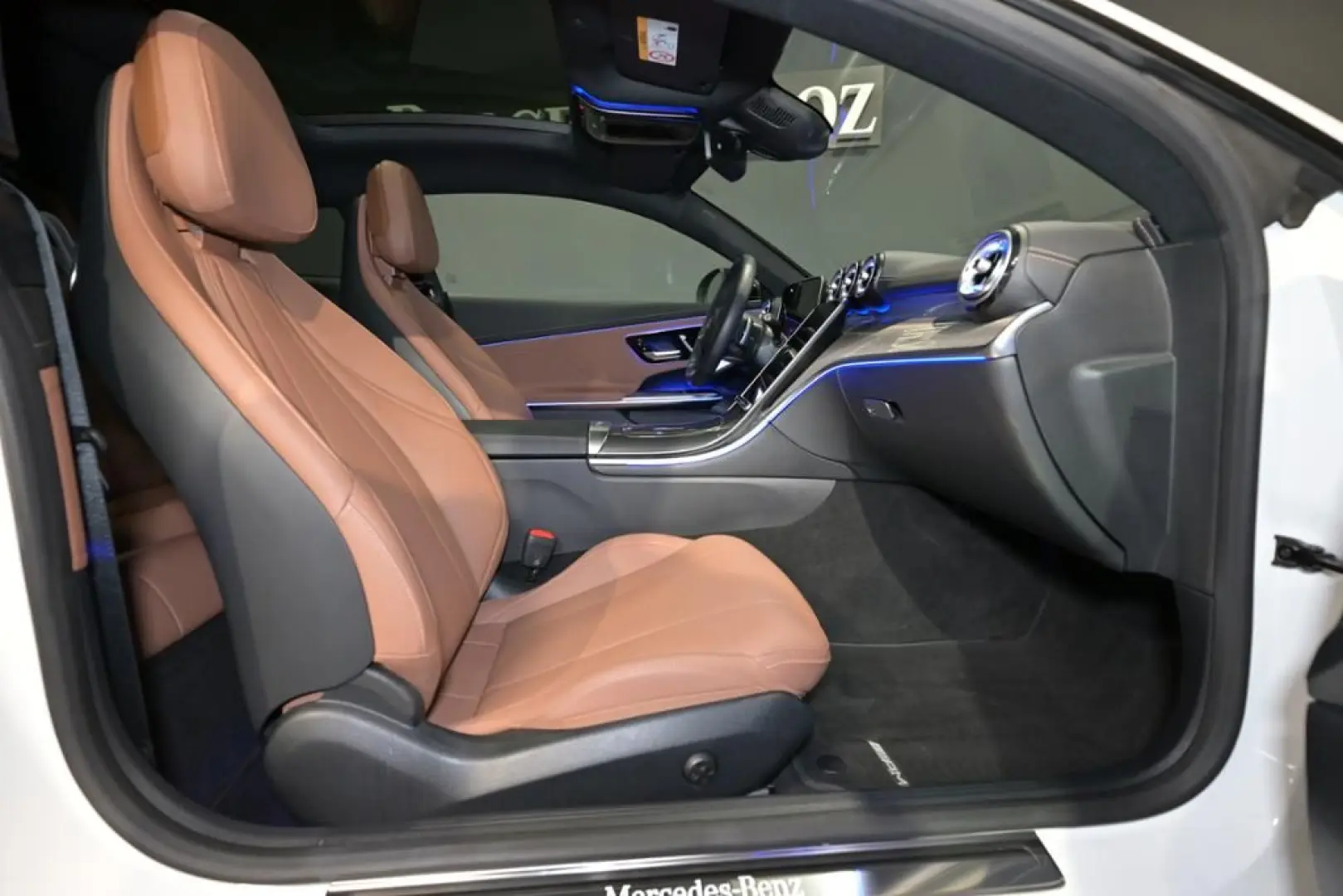 CLE 300 4M Coupé AMG LED TOTW NAVI MEMORY SZKL