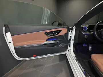 CLE 300 4M Coupé AMG LED TOTW NAVI MEMORY SZKL