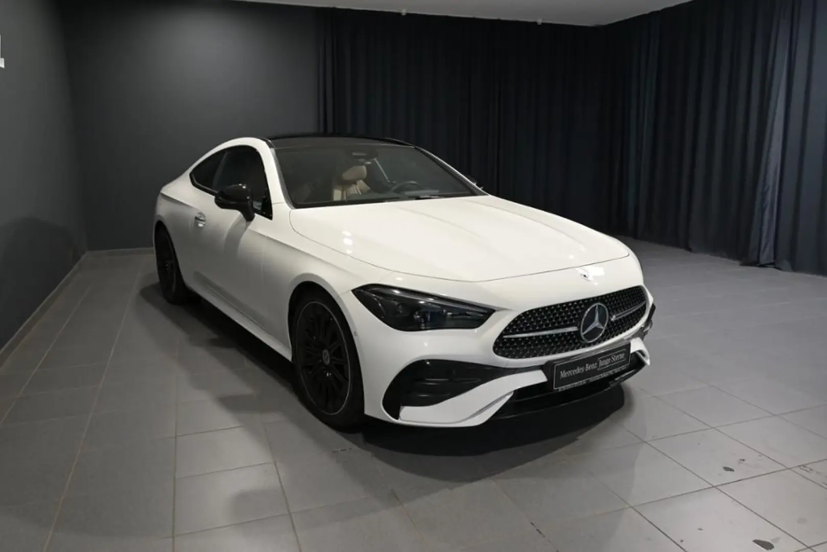 CLE 300 4M Coupé AMG LED TOTW NAVI MEMORY SZKL