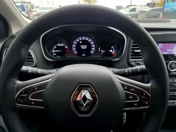 RENAULT MEGANE 1.3 TCe 116CP Life