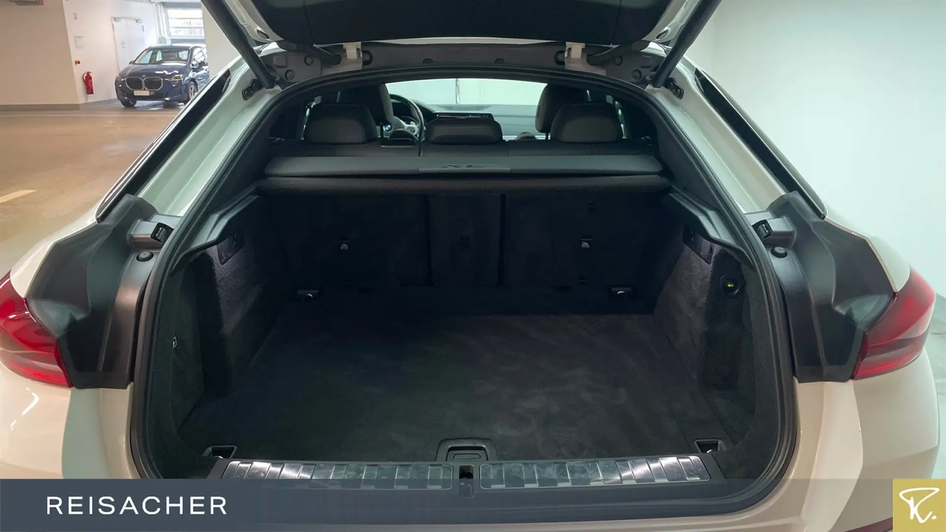 X6 xDrive40d A M-Sport AHK DAProf Leder Autom