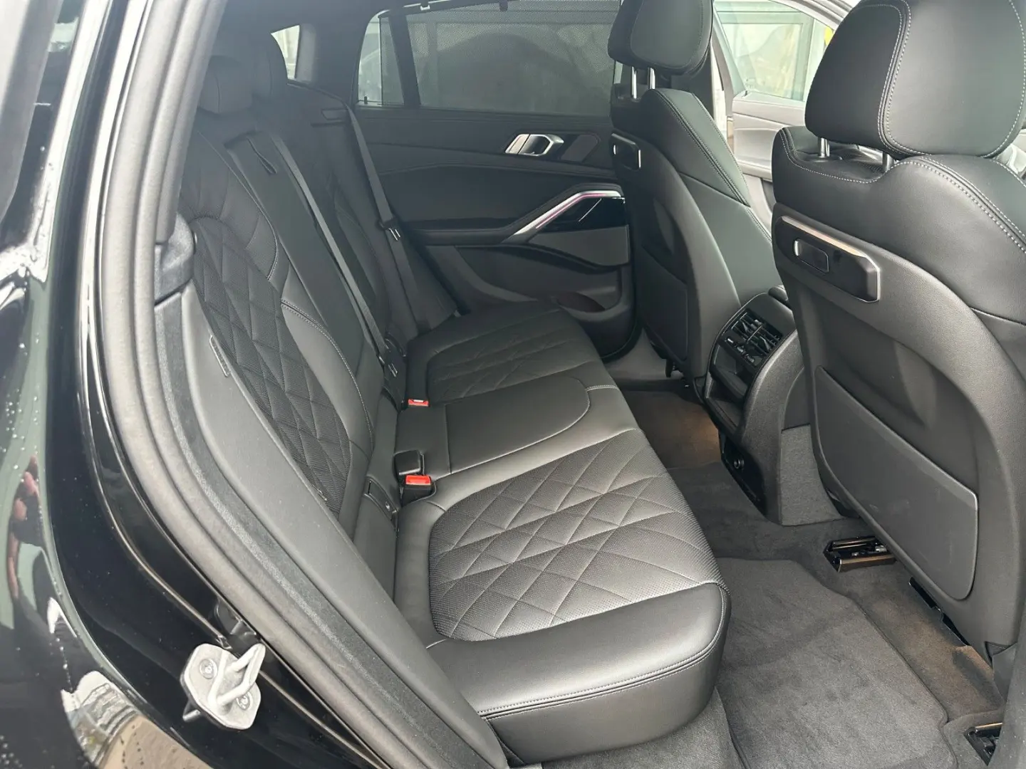 X6 30 d xDrive M Sport HK Pano HuD 22  Softclose