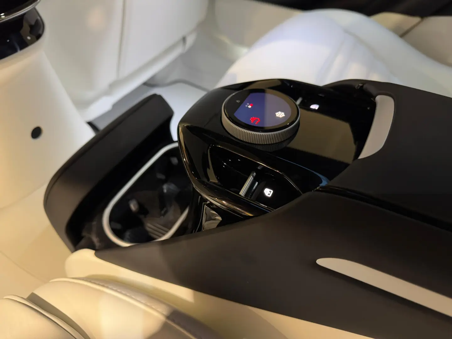 Ferrari Purosangue Atelier