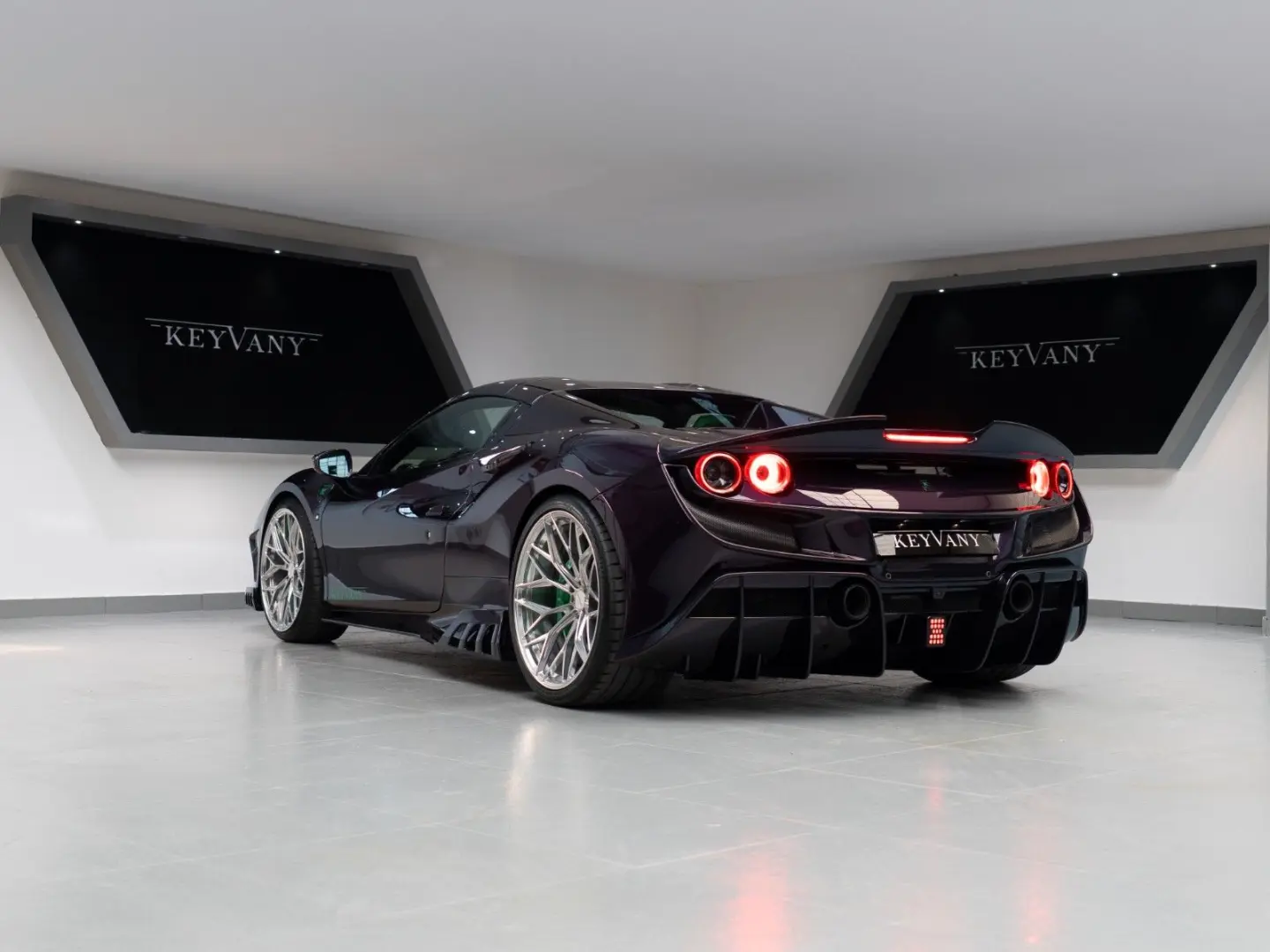 F8 SPIDER KEYVANY TAILR.MADE CARB.SEAT PAS.DISPL